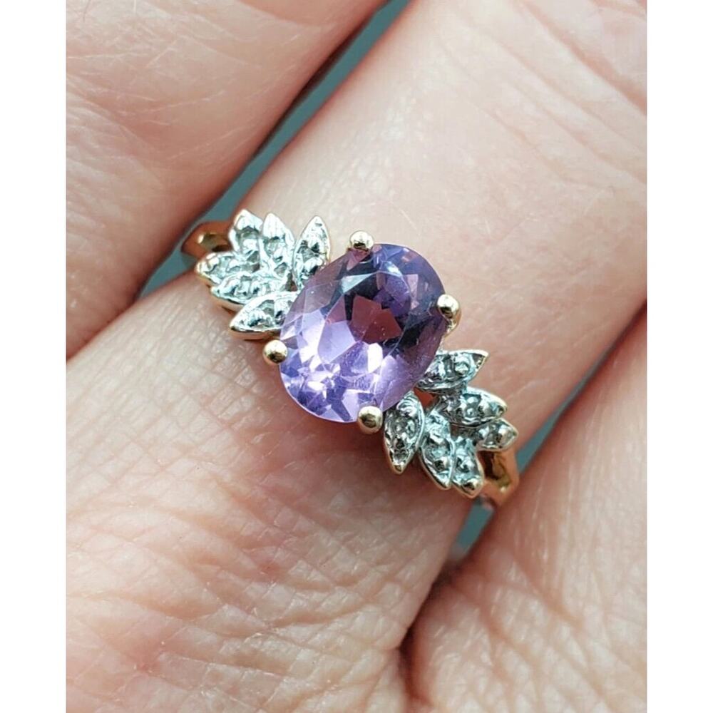 Vintage 14K Fine Yellow Gold Oval Amethyst Diamond Cocktail Ring
